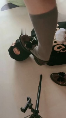 图片[4]_【瑄瑄】迷恋裸足狂舔/皮鞋长筒袜【完整版】_绳艺库视频下载