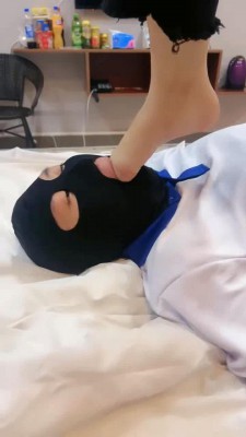 图片[7]_【精神小妹】双S惩罚学长-骑马踩踏/舔鞋底深喉【双视角版】_绳艺库视频下载