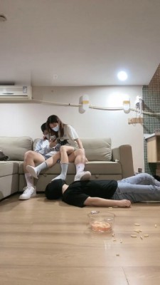 图片[8]_【jenn】情侣主VS绿帽-踩踏亲热/混合圣水强迫喝_绳艺库视频下载