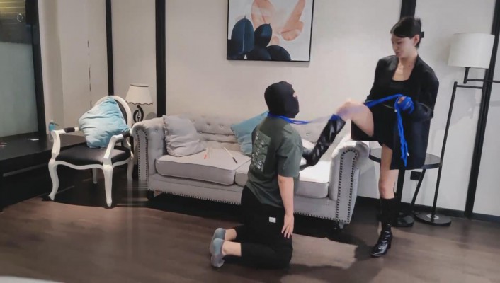 图片[5]_【苏西】长靴全体重踩踏/耳光抽/臭脚捂脸【双视角完整版】_绳艺库视频下载