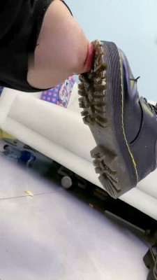 图片[6]_【麋鹿银儿】双S-腿绞/踩踏喂食/骑脖/脚插嘴_绳艺库视频下载