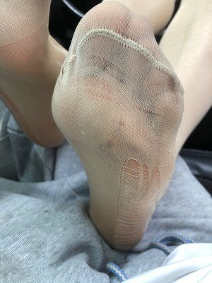 图片[4]_周末郊游.不忘品尝素人小姐姐的原味臭丝脚_绳艺库视频下载