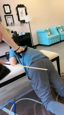 图片[4]_【苏御大大】惩罚口嗨狗-各种鞭子捆绑束缚sp-跺/耳光舔鞋底_绳艺库视频下载