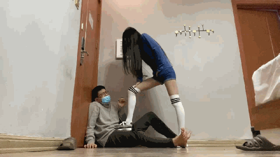 图片[5]_诗曼 活力美女房主超狠踢裆小男生_绳艺库视频下载