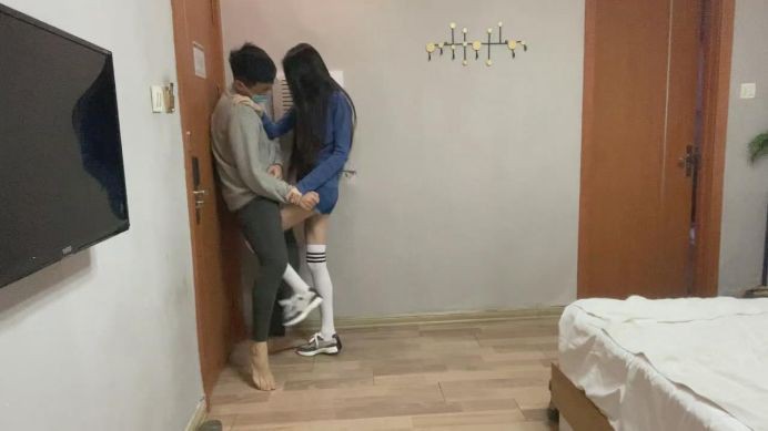 图片[14]_诗曼 活力美女房主超狠踢裆小男生_绳艺库视频下载