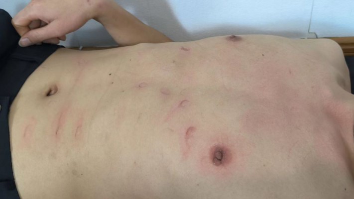 图片[2]_【女神学院·梓】首发高跟虐踩_绳艺库视频下载