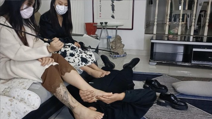 素人新人双女S第二场调教_绳艺库视频下载