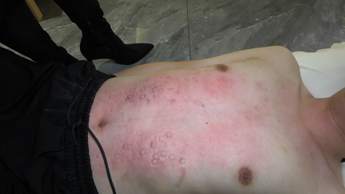 图片[12]_【彼岸花】皮衣高跟靴子暴踩贱狗_绳艺库视频下载