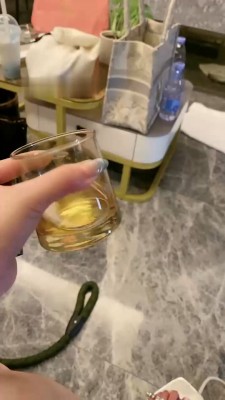 图片[4]_【反差楠熙】靴下/胯下辱绿帽废物东西_绳艺库视频下载