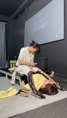 图片[7]_【冰诺】高跟御姐的下贱脚垫_绳艺库视频下载