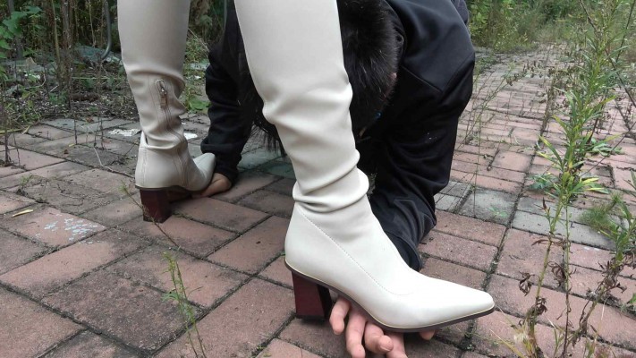 图片[19]_【彼岸花】女上司辞退男员工，男员工惨成为靴下奴_绳艺库视频下载