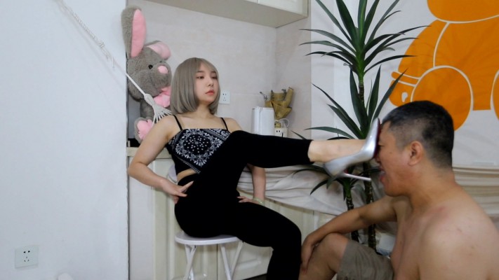 图片[11]_阿丽塔高跟虐狗_绳艺库视频下载