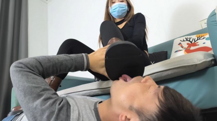 图片[7]_【女神学院·肉肉Rose】马丁靴跳踩舔靴_绳艺库视频下载