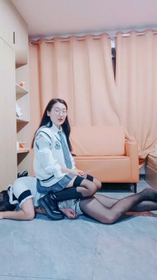 图片[5]_【依然】狂抽耳光/转胯藤条抽/长靴全体重踩踏【完整版】_绳艺库视频下载