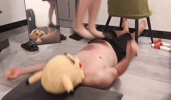 图片[10]_【是车车啊】平底鞋跳踩毯子_绳艺库视频下载