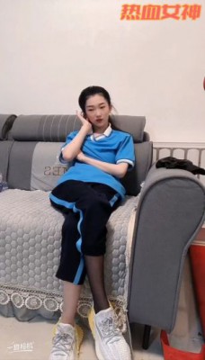 图片[11]_【热血女神】18岁绝美学生s校服女班长课后美脚羞辱你_绳艺库视频下载