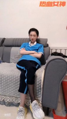 图片[13]_【热血女神】18岁绝美学生s校服女班长课后美脚羞辱你_绳艺库视频下载