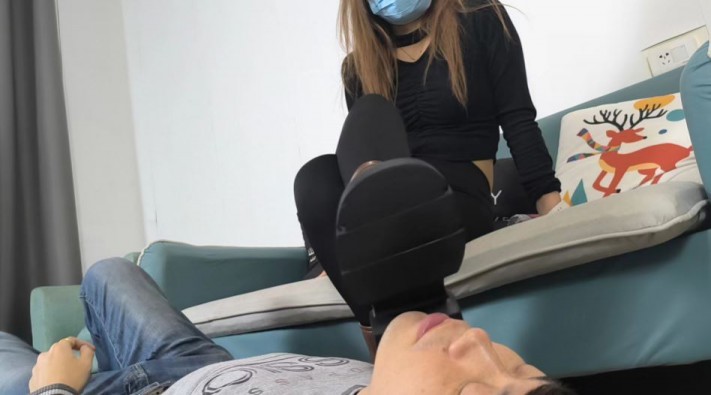 图片[12]_【女神学院·肉肉Rose】马丁靴跳踩舔靴_绳艺库视频下载