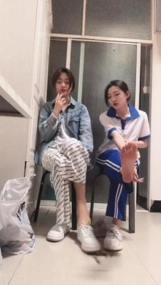图片[6]_【热血女神】双校园女流氓第一视角POV强制闻臭鞋舔脚蹂躏_绳艺库视频下载