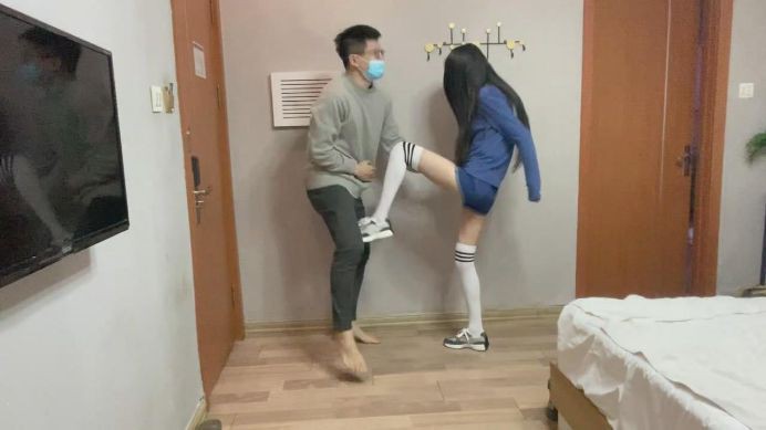 图片[17]_诗曼 活力美女房主超狠踢裆小男生_绳艺库视频下载