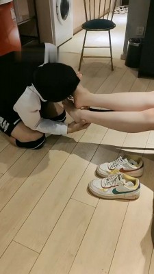 图片[7]_【青岛00后】脏鞋臭脚清理干净_绳艺库视频下载