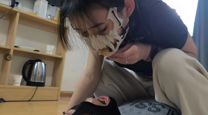 图片[2]_【女神学院·诗琪】口水喂食_绳艺库视频下载