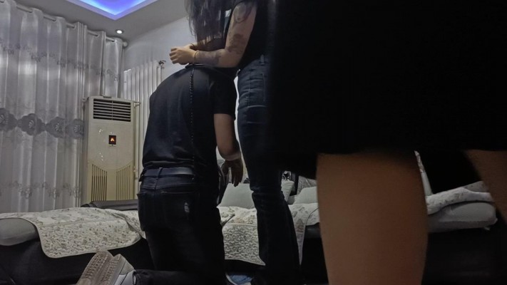 尤尤子女王的恋足场_绳艺库视频下载