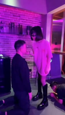 图片[3]_【虫虫】长靴S-双奴下跪伺候/互虐_绳艺库视频下载