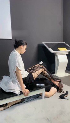 图片[4]_【冰诺】高跟御姐的下贱脚垫_绳艺库视频下载