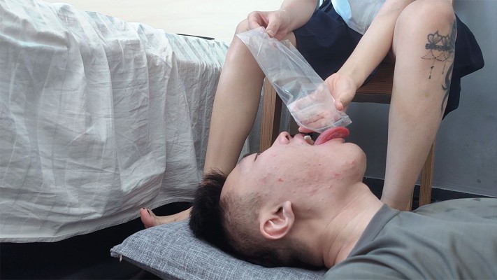 图片[13]_『红颜榜』航儿jk重度跳踩虐脸出血近距离喂食脚趾甲_绳艺库视频下载