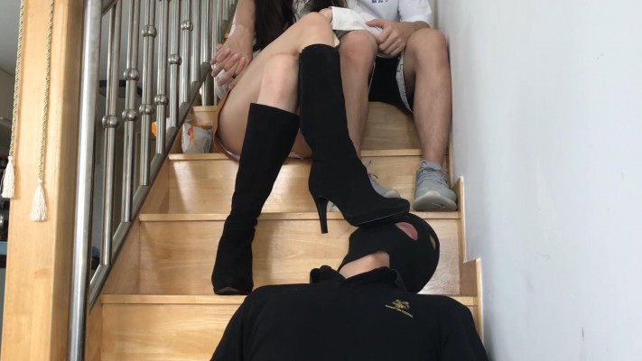 图片[7]_双机位小鱼女神情侣主边KISS边踩头羞辱追求者舔靴子_绳艺库视频下载