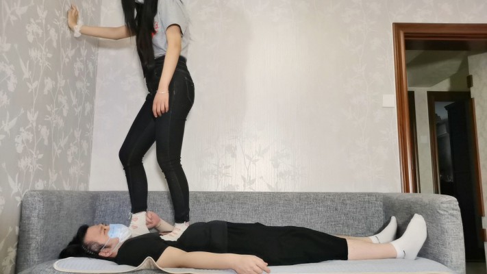 图片[3]_【ToKNai】新人纯素人初踩毯子_绳艺库视频下载