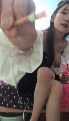 图片[5]_18岁初三绝美女学生s美脚第一视角粗口羞辱_绳艺库视频下载