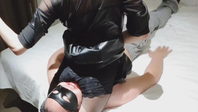 图片[6]_黑丝美腿处决厌世小哥【婉儿原创】腿绞杀踩脖子闻黑丝臭脚_绳艺库视频下载