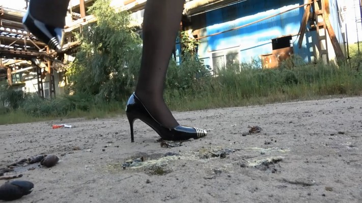 图片[7]_【失格S】废弃工厂黑丝高跟暴踩蝉蛹_绳艺库视频下载