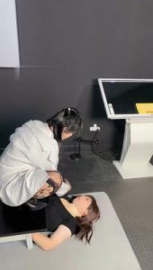 【冰诺】高跟御姐的下贱脚垫_绳艺库视频下载