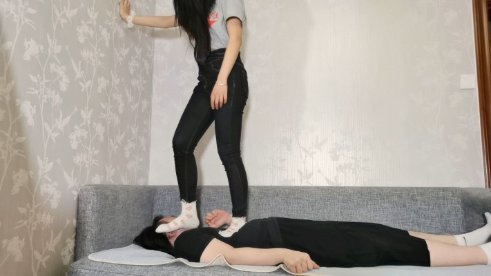 图片[4]_【ToKNai】新人纯素人初踩毯子_绳艺库视频下载