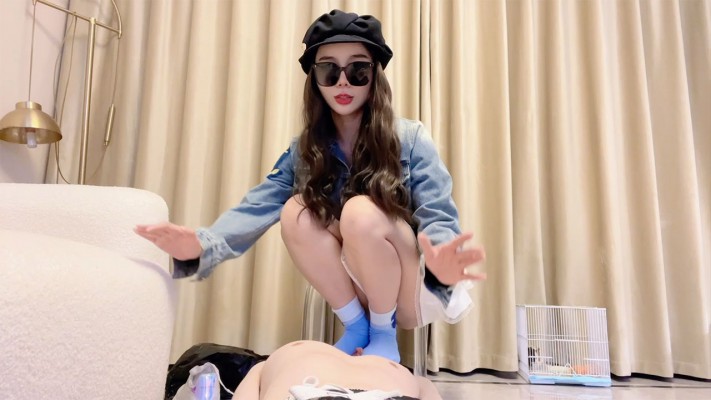 图片[10]_『瞳理心』亦瞳全体重蹲踩脸棉袜踩脖子_绳艺库视频下载