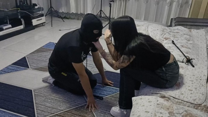 图片[7]_尤尤子女王的恋足场._绳艺库视频下载