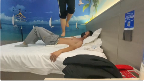 图片[3]_素人大学生全体重踮脚尖踩脖子跳踩肚子_绳艺库视频下载