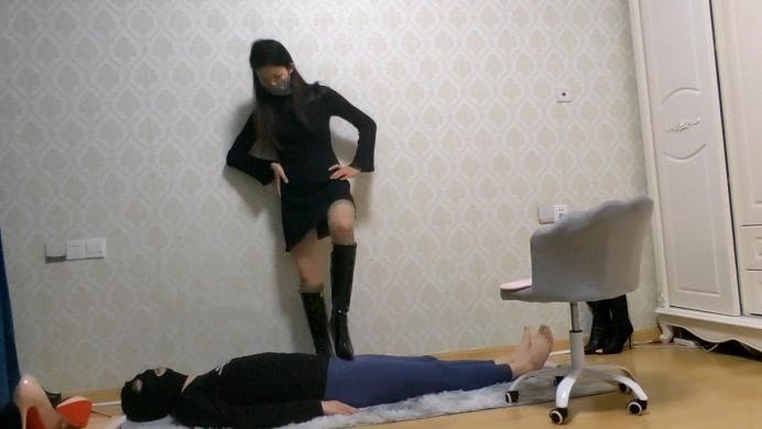 图片[20]_【苏州婉儿】残暴婉儿耳光不断全体重长靴细高跟踩踏丝足踩当_绳艺库视频下载