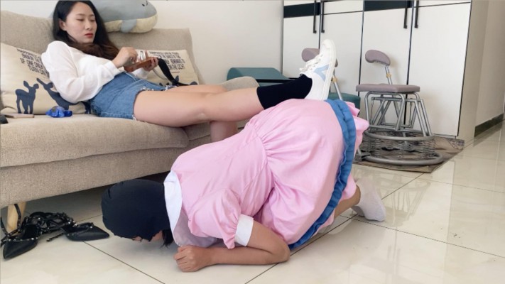 图片[11]_【甜妹女M】女M用舌头舔干净主人鞋底_绳艺库视频下载