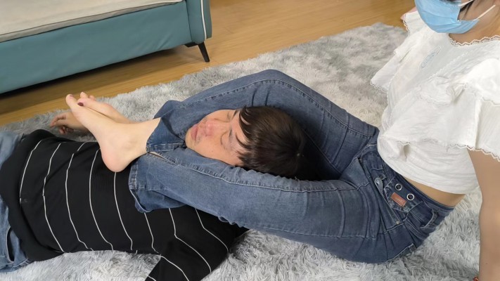 图片[3]_【稚主KK】牛仔裤窒息脚窒息_绳艺库视频下载