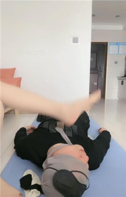 图片[17]_【不期而遇】脚踩脖子窒息/圣水/重度踢踹_绳艺库视频下载