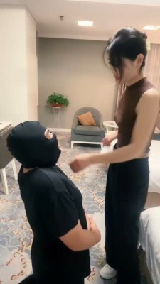 图片[3]_【孤傲女帝】重度耳光/转胯羞辱/强制骑马/吐金求饶_绳艺库视频下载