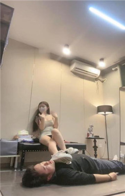 图片[15]_【伊楠】艺术调-惩戒打手心/高跟踩踏/裸足插嘴踩脸_绳艺库视频下载