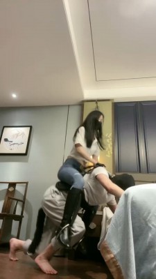 图片[8]_【漫漫】女神战靴驯化马奴_绳艺库视频下载