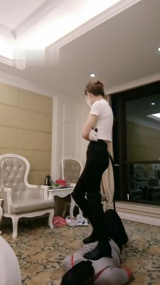 图片[6]_【多多】马术教练-骑马/重度鞭打/捆绑/揪耳朵/全体重踩踏_绳艺库视频下载