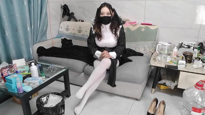 【羲又GTS】修女也疯狂！！精彩剧情女巨人踩踏_绳艺库视频下载