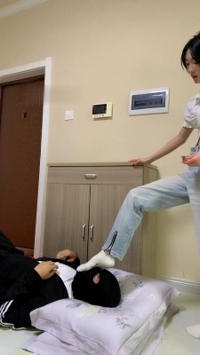 图片[5]_【精神小妹】6S学生主-重度全体重踩/踢踹_绳艺库视频下载